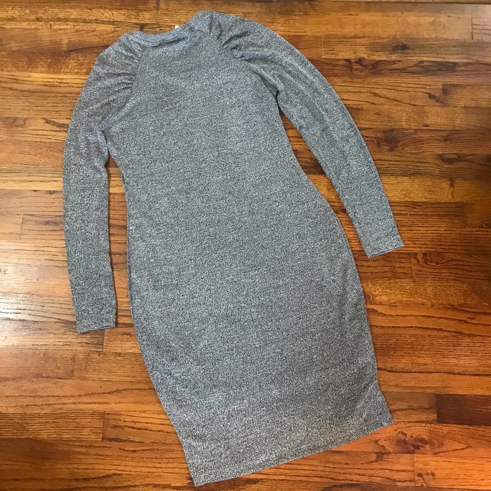 Motherhood LS Maternity Dress NWT
Medium Maternity
Comfy Stretch Material
Rayon - Picture 10 of 16